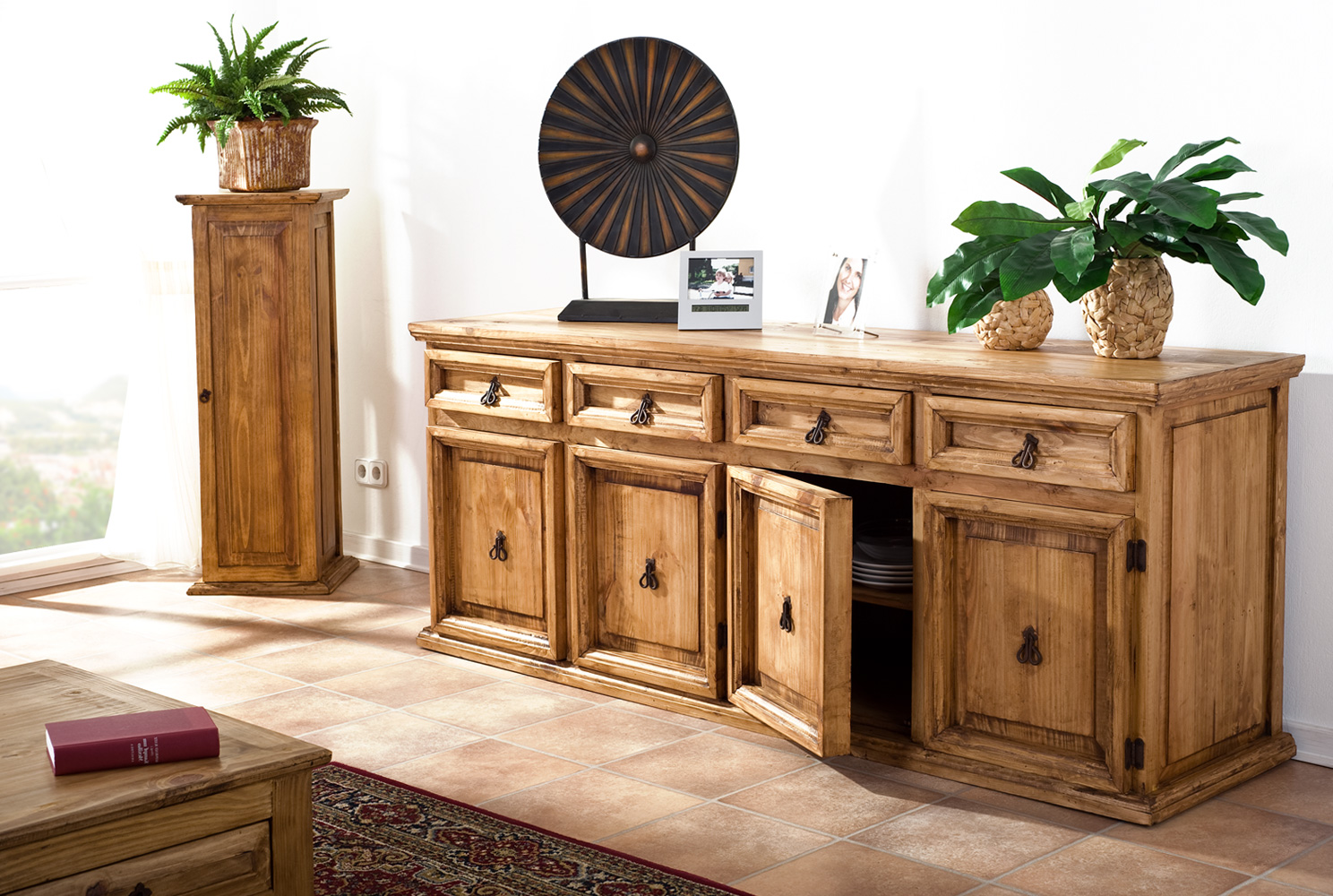 Mexico Kollektion - Sideboard klassisch honigfarbig gewachst